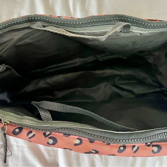 Pink Leopard Print Organizer Bag - Picture 4 of 7